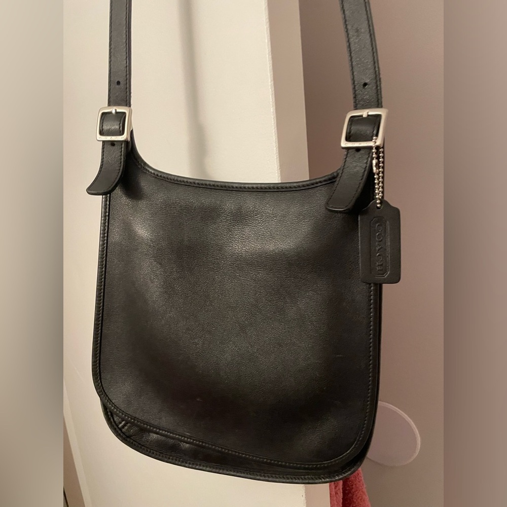 RARE vintage coach 9135 slim hippie  bag small